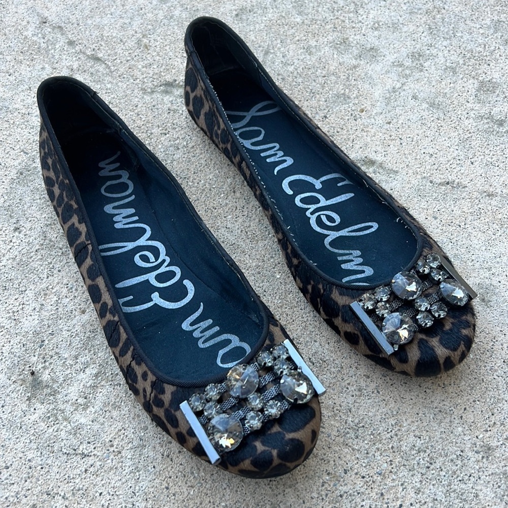 Sam Edelman Women's Caper Leopard Calf Hair Rhinestone Ballet Flats Size 8.5